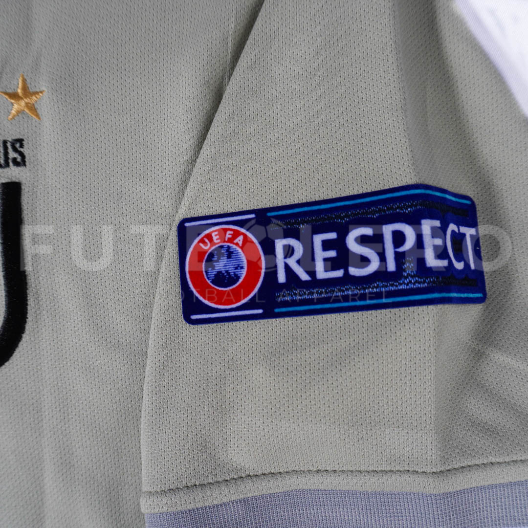 Juventus Away 18/19