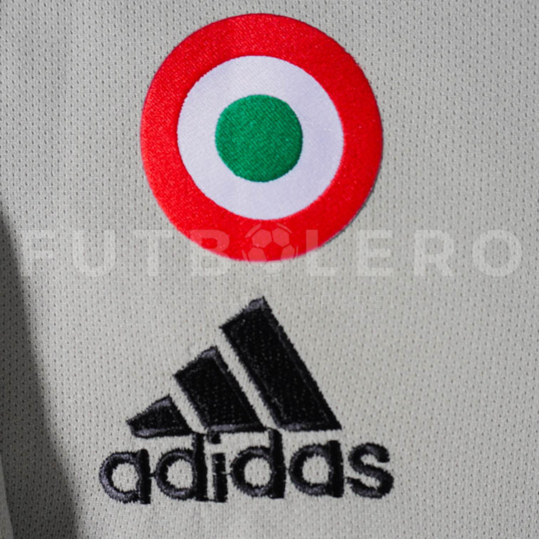 Juventus Away 18/19