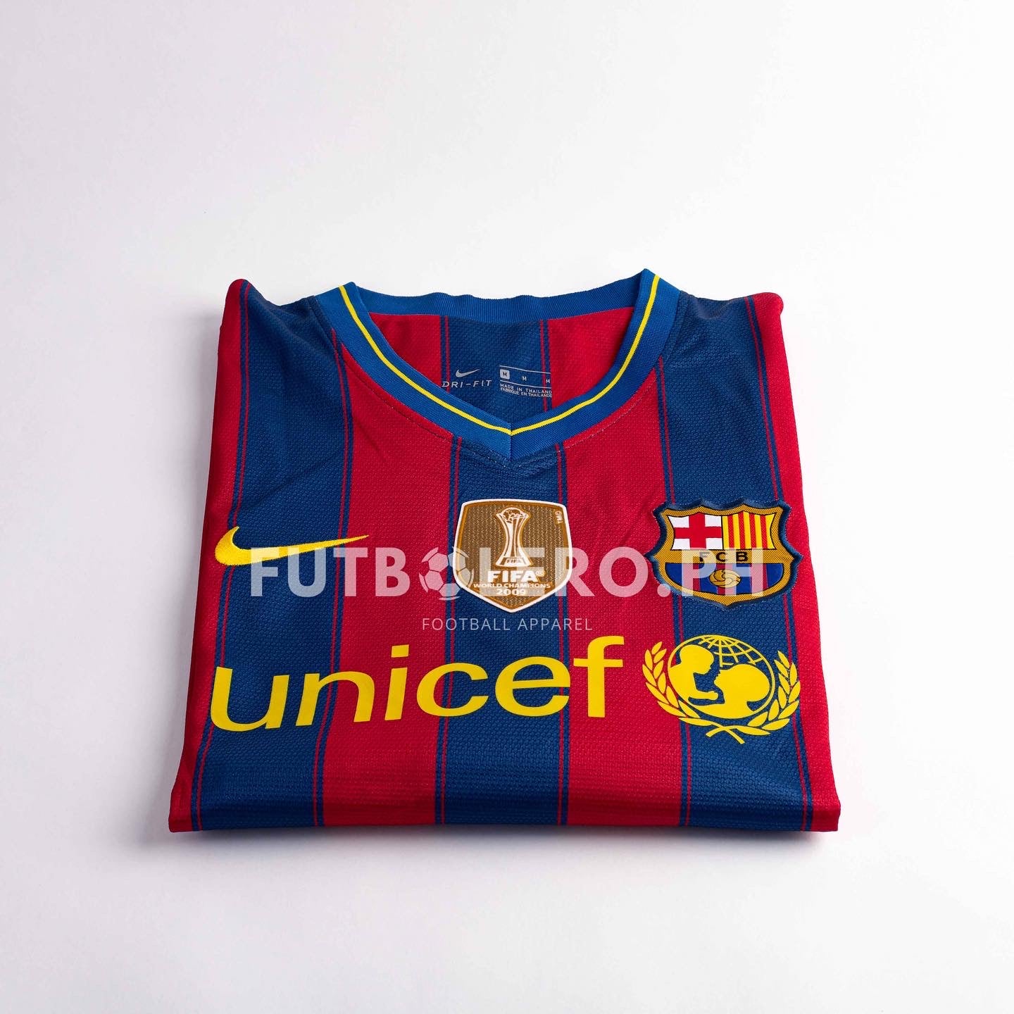 Barcelona Home 09/10