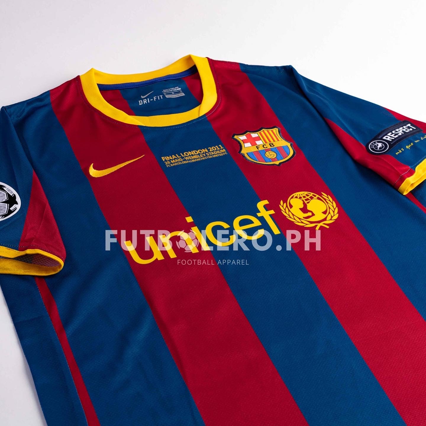 Barcelona Home 10/11