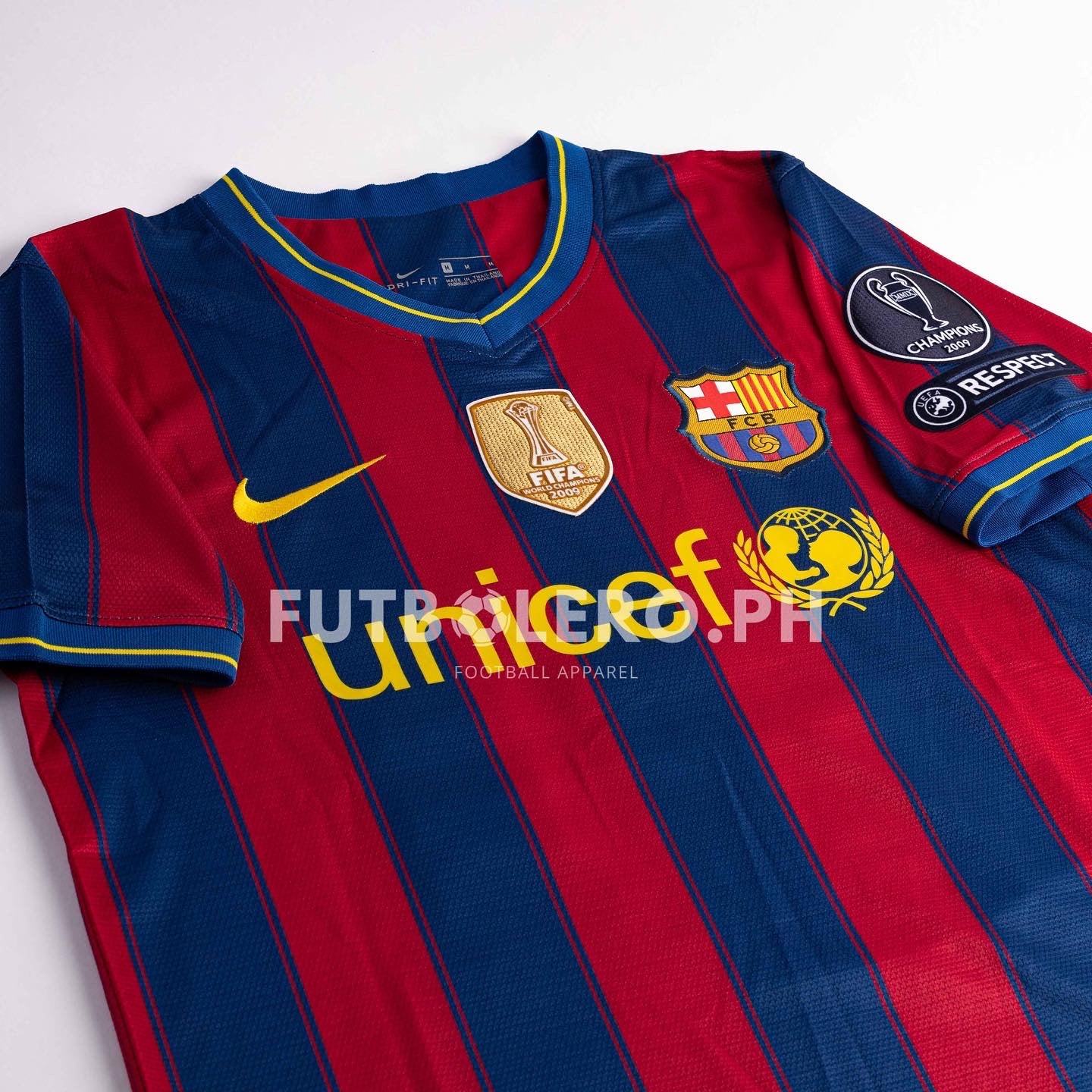 Barcelona Home 09/10