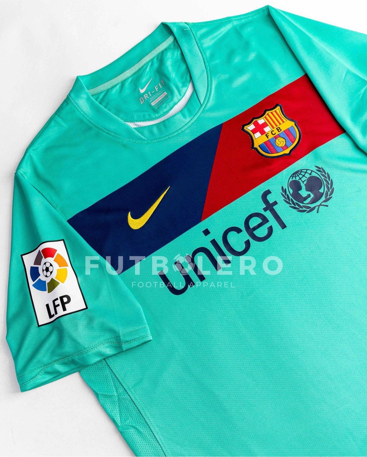 Barcelona Away 10/11