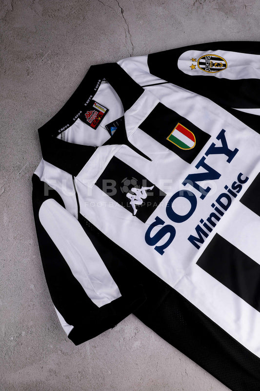 Juventus Home 97/98